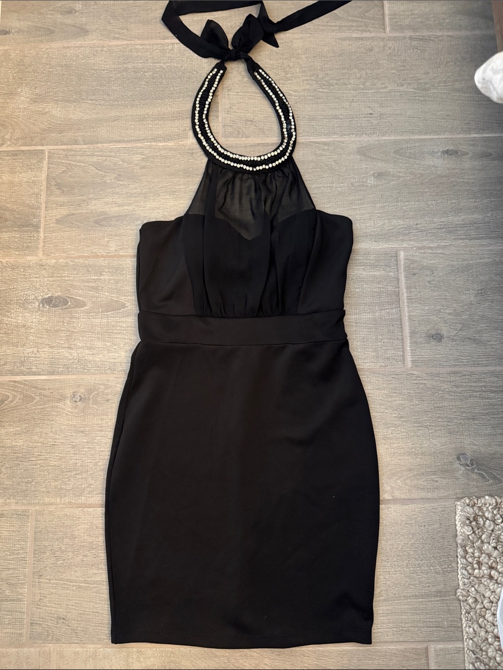 Papaya Black One-Shoulder Halter Dress with Beaded Neckline Accent. Sz. Junior L